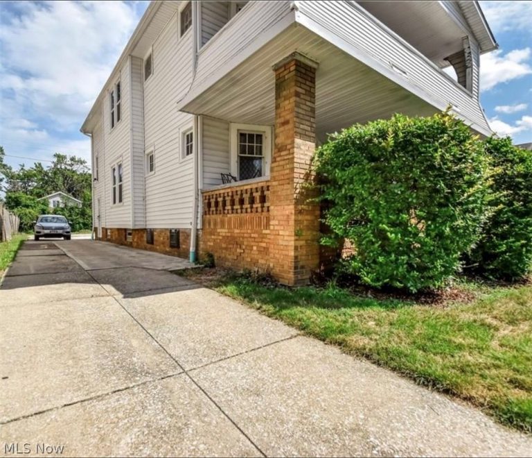 1051 171st Street, Cleveland, OH - Photo 3