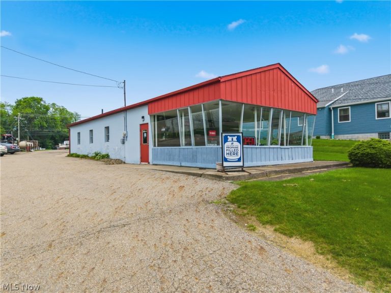 764 College Street, Wadsworth, OH, 44281