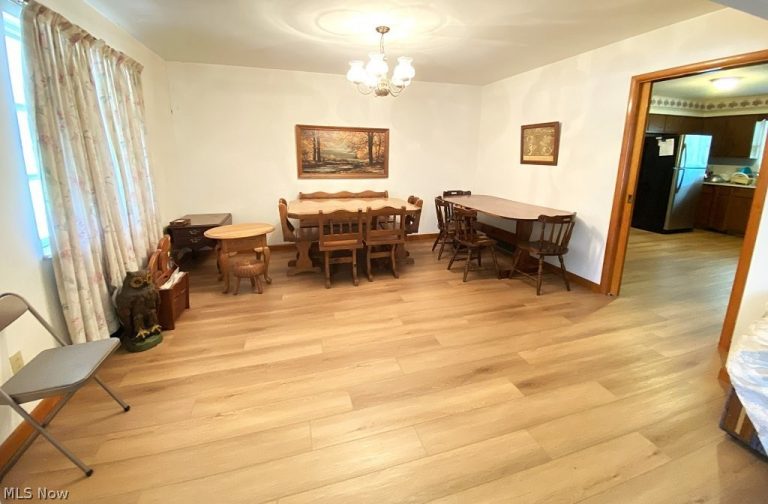 61 Oak Drive, Spencer, WV - Photo 8