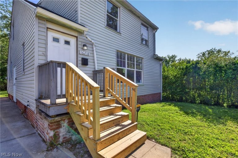 16218 Telfair Avenue, Cleveland, OH - Photo 3