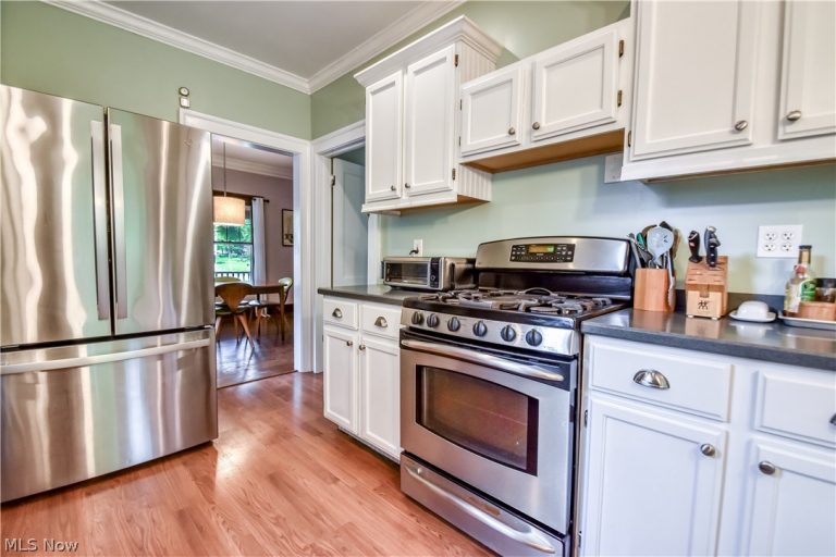 1220 Yellowstone Road, Cleveland Heights, OH - Photo 8