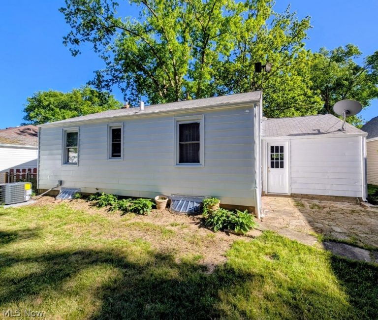 30 French Street, Berea, OH - Photo 2