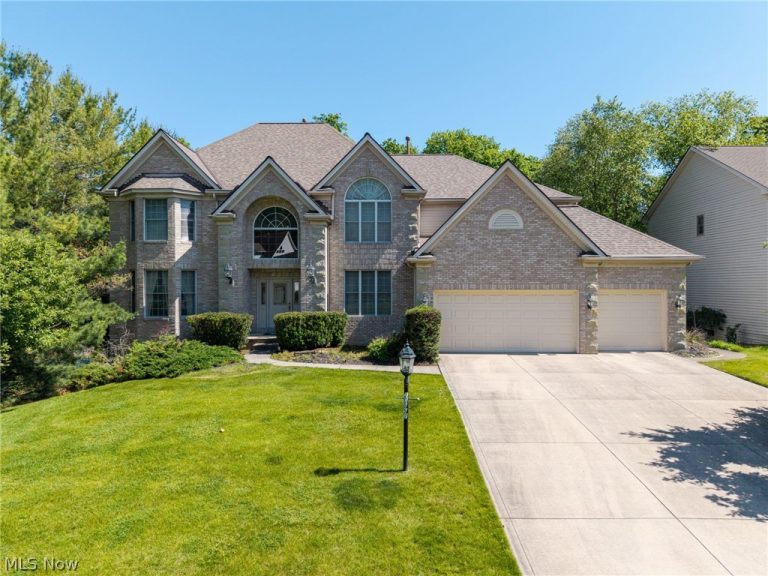 20852 Kylemore Drive, Strongsville, OH - Photo 6