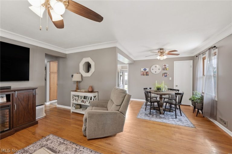 4599 Memphis Villas, Brooklyn, OH - Photo 4