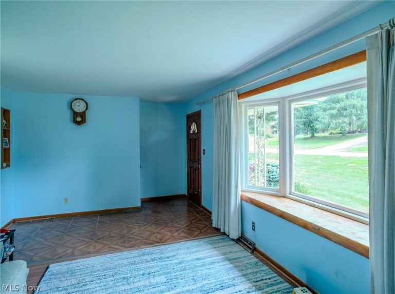 118 Coventry Road, Marietta, OH - Photo 4