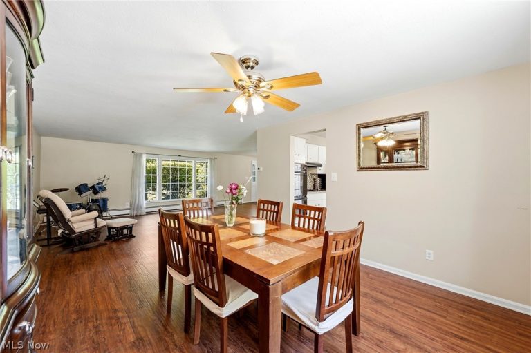 11341 Willow Hill Drive, Chesterland, OH - Photo 6