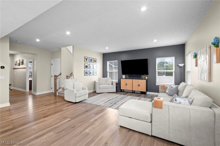 5771 Lea Lane, Medina, OH - Photo 4