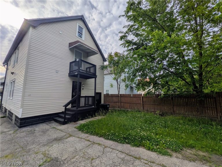 2813 125th Street, Cleveland, OH - Photo 3