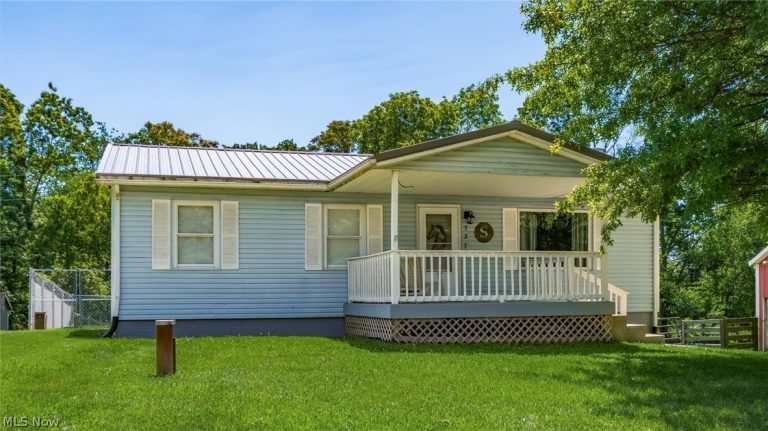 7370 Adamsville Road, Adamsville, OH - Photo 5