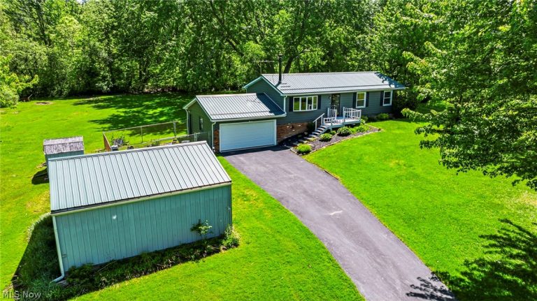 8451 Clay Street, Montville, OH, 44064