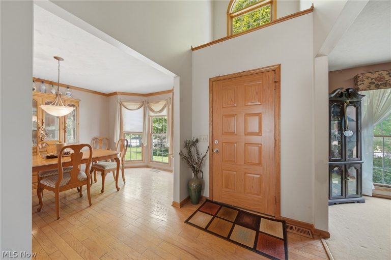 3021 Duquesne Drive, Stow, OH - Photo 3