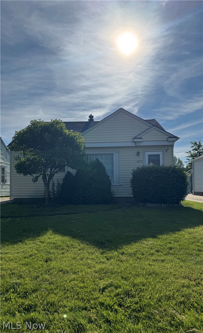 1572 Woodrow Avenue, Mayfield Heights, OH, 44124