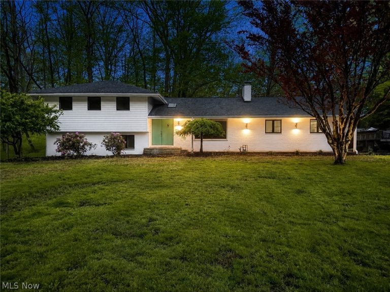 3866 Woodthrush Road, Akron, OH - Photo 3