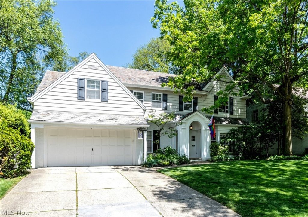 23425 Duffield Road, Shaker Heights, OH