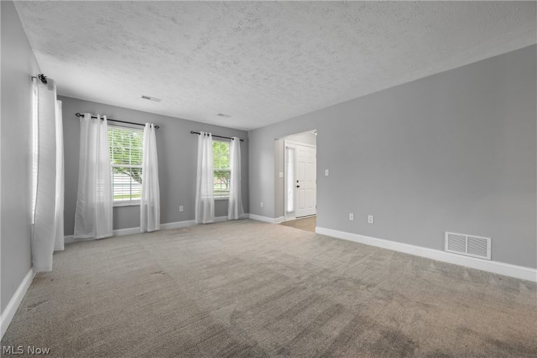 363 Casselberry Place, Macedonia, OH - Photo 5