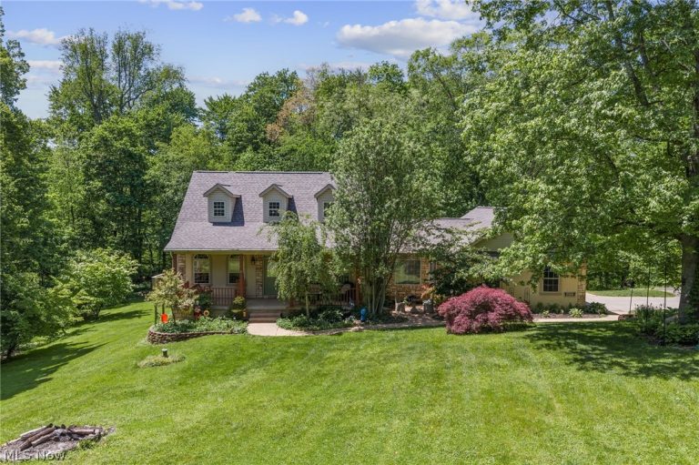 6308 Manchester Road, New Franklin, OH, 44216