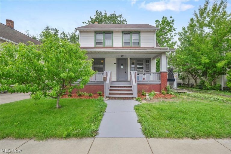 1722 Washington Avenue, Lorain, OH - Photo 2