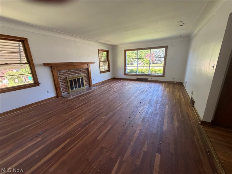 4808 Monticello Boulevard, Richmond Heights, OH - Photo 2