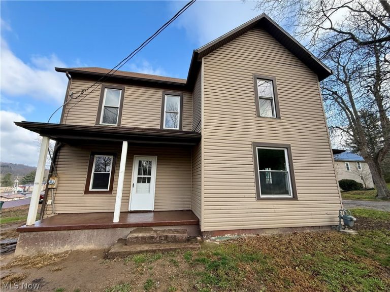 1002 Jefferson, Bergholz, OH - Photo 5