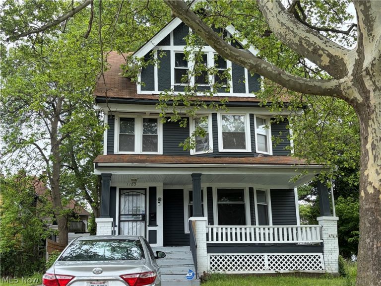 1105 Lakeview Road, Cleveland, OH, 44108