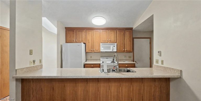 910 Greenfield Drive, Mansfield, OH - Photo 8