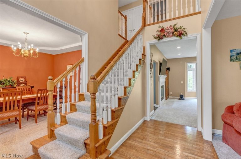 7937 Pinehurst Drive, Kirtland, OH - Photo 5