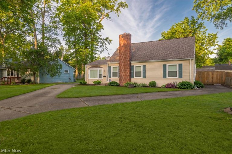318 Bellaire Road, Avon Lake, OH - Photo 3