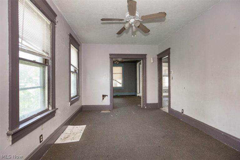 2300 86th Street, Cleveland, OH - Photo 8