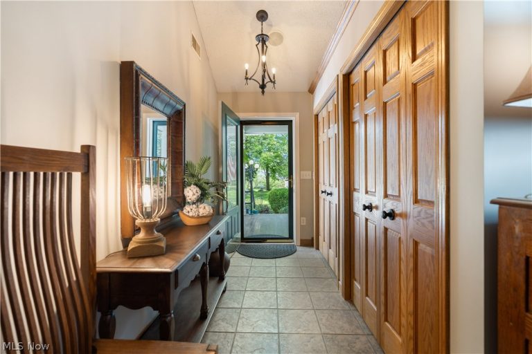 3522 Lovers Lane, Ravenna, OH - Photo 4