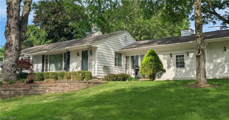 1607 26th Street, Cuyahoga Falls, OH - Photo 3