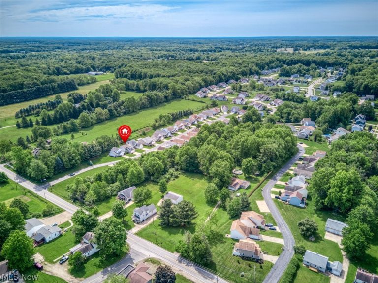 3966 Marsh Creek Lane, Rootstown, OH - Photo 4