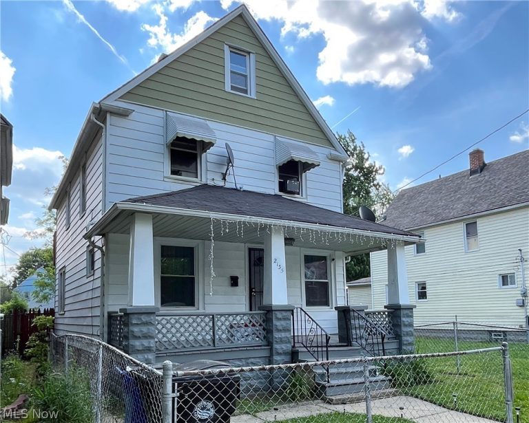2135 96th Street, Cleveland, OH - Photo 2