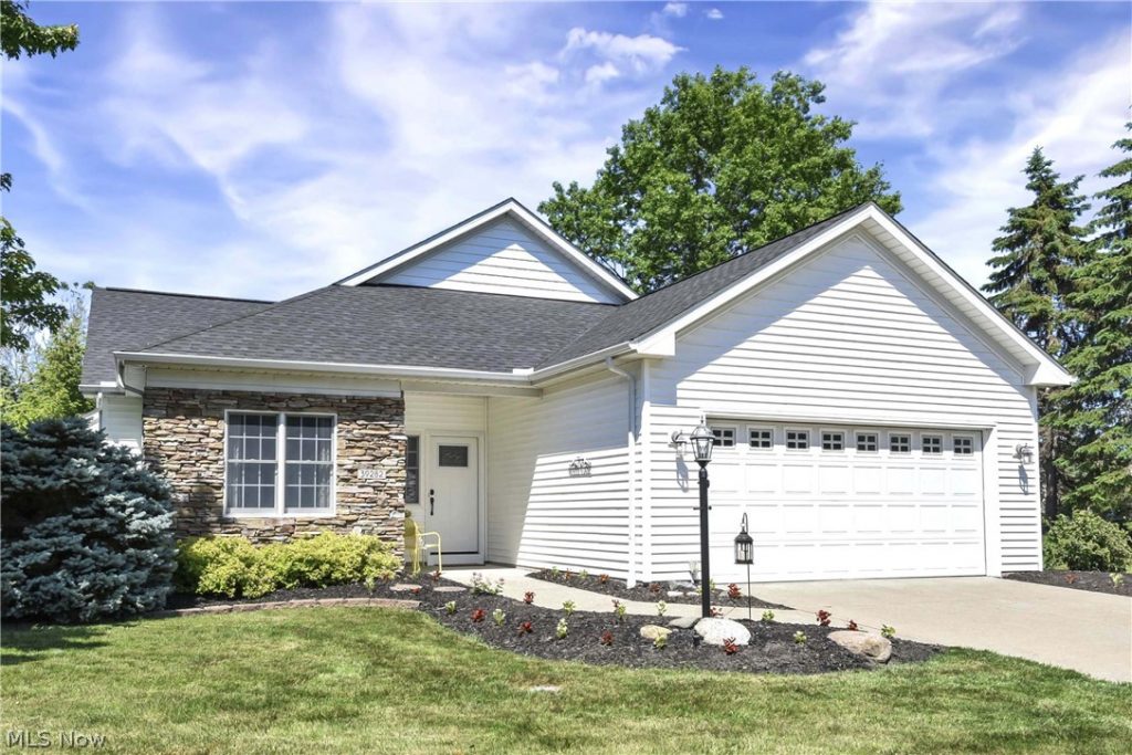 39282 Camelot Way, Avon, OH
