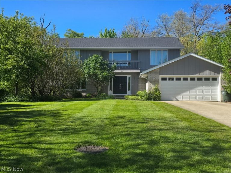 3860 Beechmont Oval, Orange Village, OH, 44122