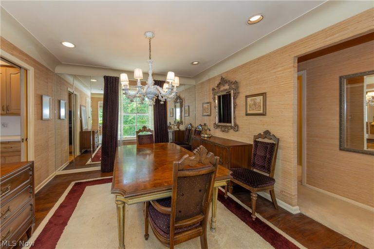 1750 Kenton Circle, Lyndhurst, OH - Photo 8