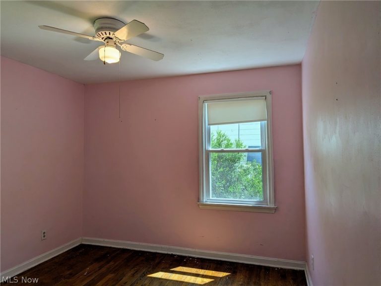 321 Filmore Avenue, Cuyahoga Falls, OH - Photo 8