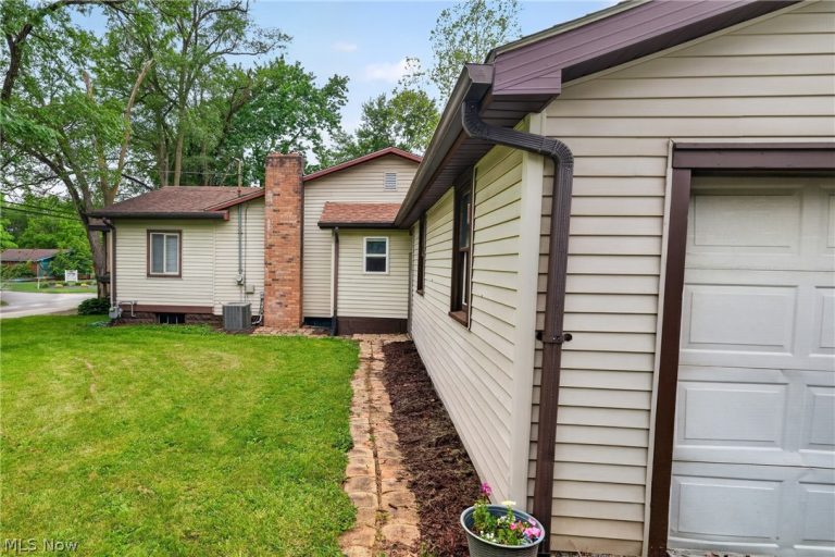 538 Park Avenue, Columbiana, OH - Photo 8