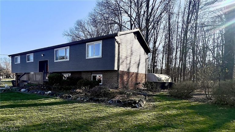 2933 Crestwood Drive, Warren, OH - Photo 3