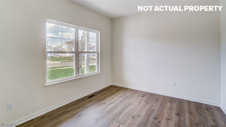 3704 Aileen Way, Zanesville, OH - Photo 4