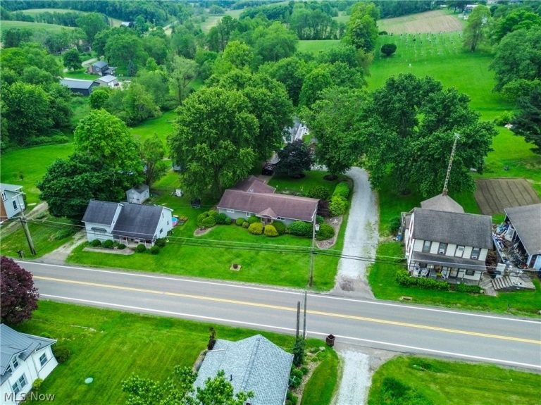 12722 Lisbon Street, Paris, OH - Photo 3