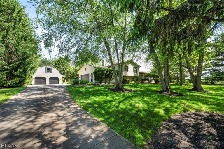 1070 Congress Lake Road, Mogadore, OH - Photo 2