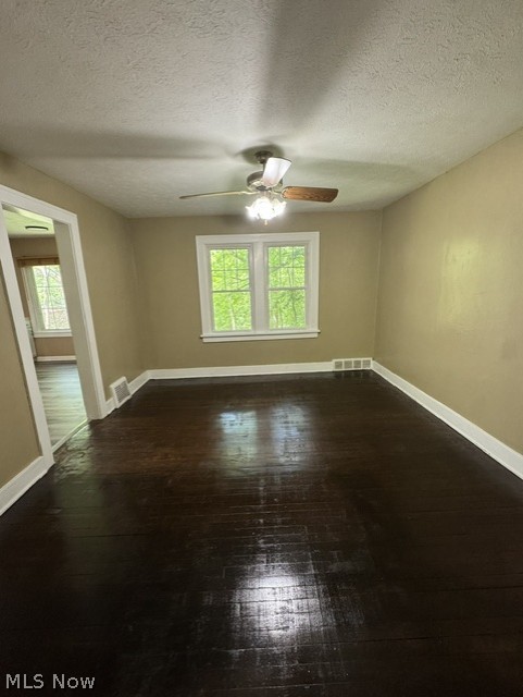 3917 Bluestone Road, Cleveland Heights, OH - Photo 3