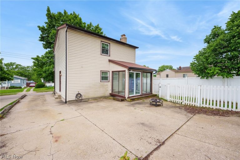 274 Alpha Avenue, Akron, OH - Photo 6