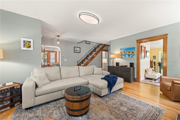 1503 Waterbury Road, Lakewood, OH - Photo 4