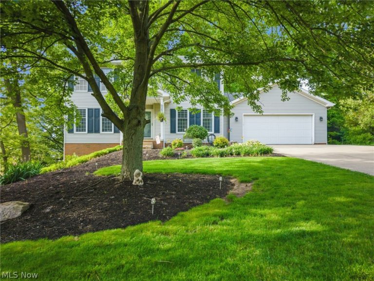 5265 Eastlake Street, North Canton, OH, 44720