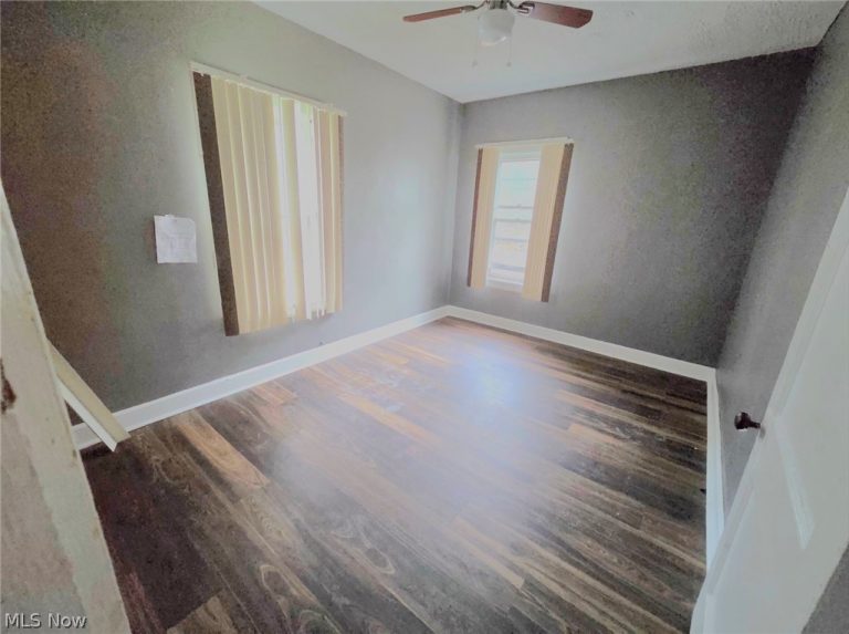 16902 Endora Road, Cleveland, OH - Photo 6