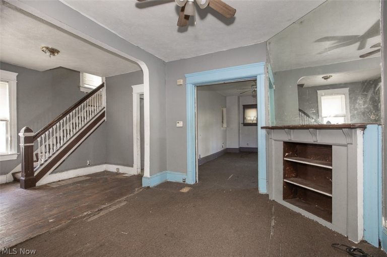 2300 86th Street, Cleveland, OH - Photo 4