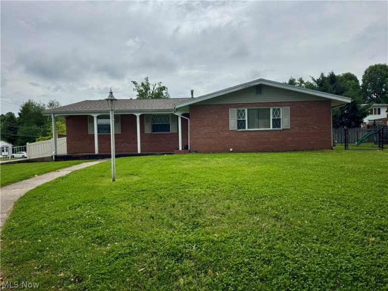 5404 10th Avenue, Vienna, WV, 26105