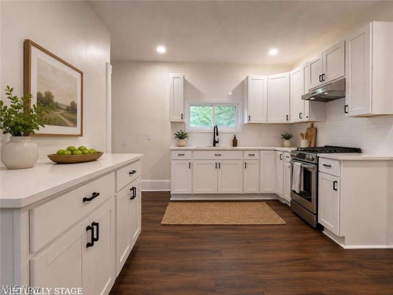 3258 38th Street, Cleveland, OH - Photo 4