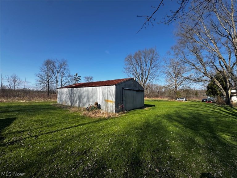 4533 Mechanicsville Road, Rock Creek, OH - Photo 3